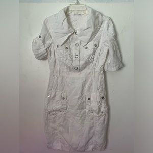 Calvin Klein White Dress
Button Up Size M